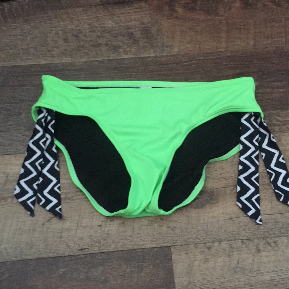 Bikini bottoms